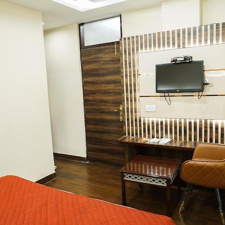 Hotel Batra Home Nizamuddin Nowe Delhi Zewnętrze zdjęcie