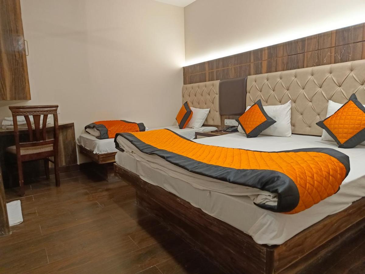 Hotel Batra Home Nizamuddin Nowe Delhi Zewnętrze zdjęcie