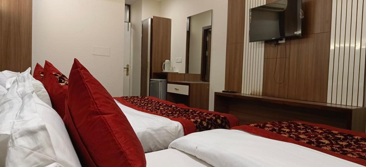 Hotel Batra Home Nizamuddin Nowe Delhi Zewnętrze zdjęcie