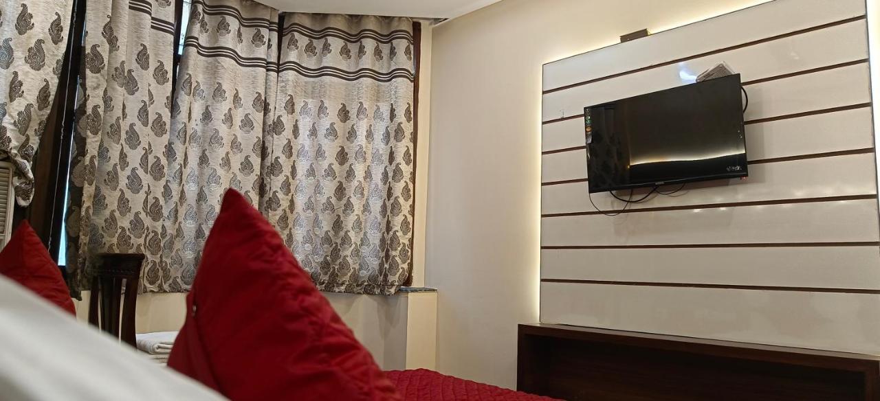 Hotel Batra Home Nizamuddin Nowe Delhi Zewnętrze zdjęcie