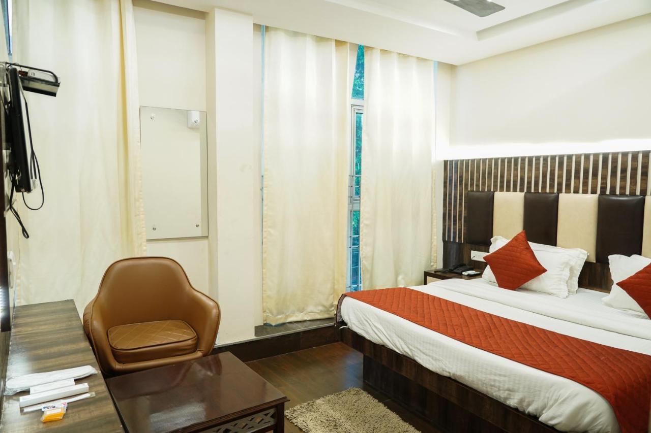 Hotel Batra Home Nizamuddin Nowe Delhi Zewnętrze zdjęcie