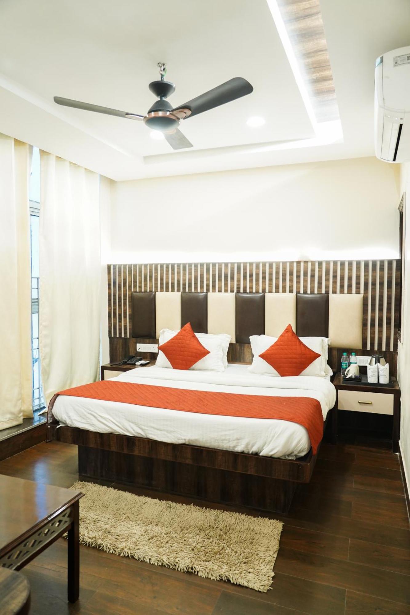 Hotel Batra Home Nizamuddin Nowe Delhi Zewnętrze zdjęcie