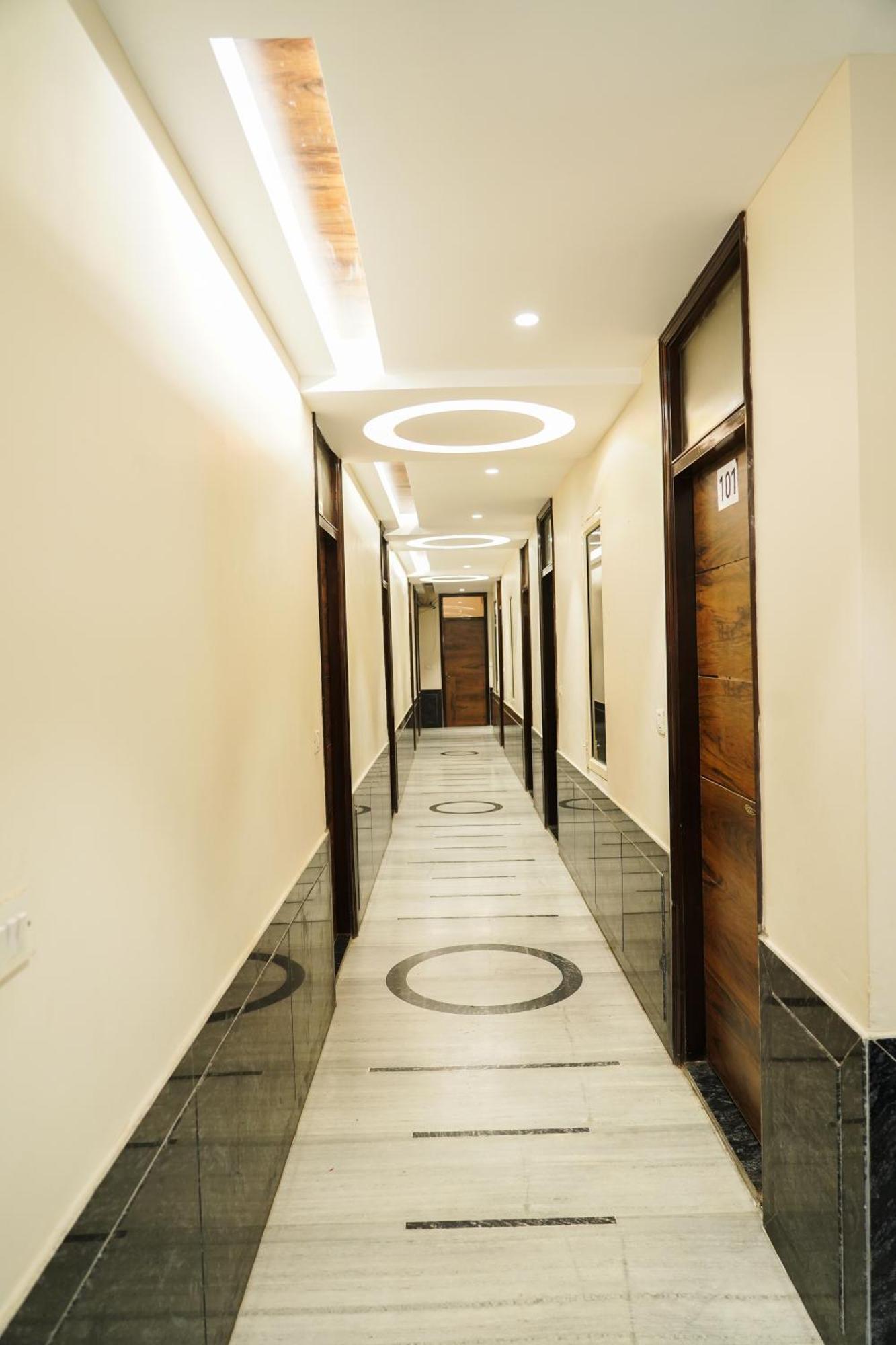 Hotel Batra Home Nizamuddin Nowe Delhi Zewnętrze zdjęcie
