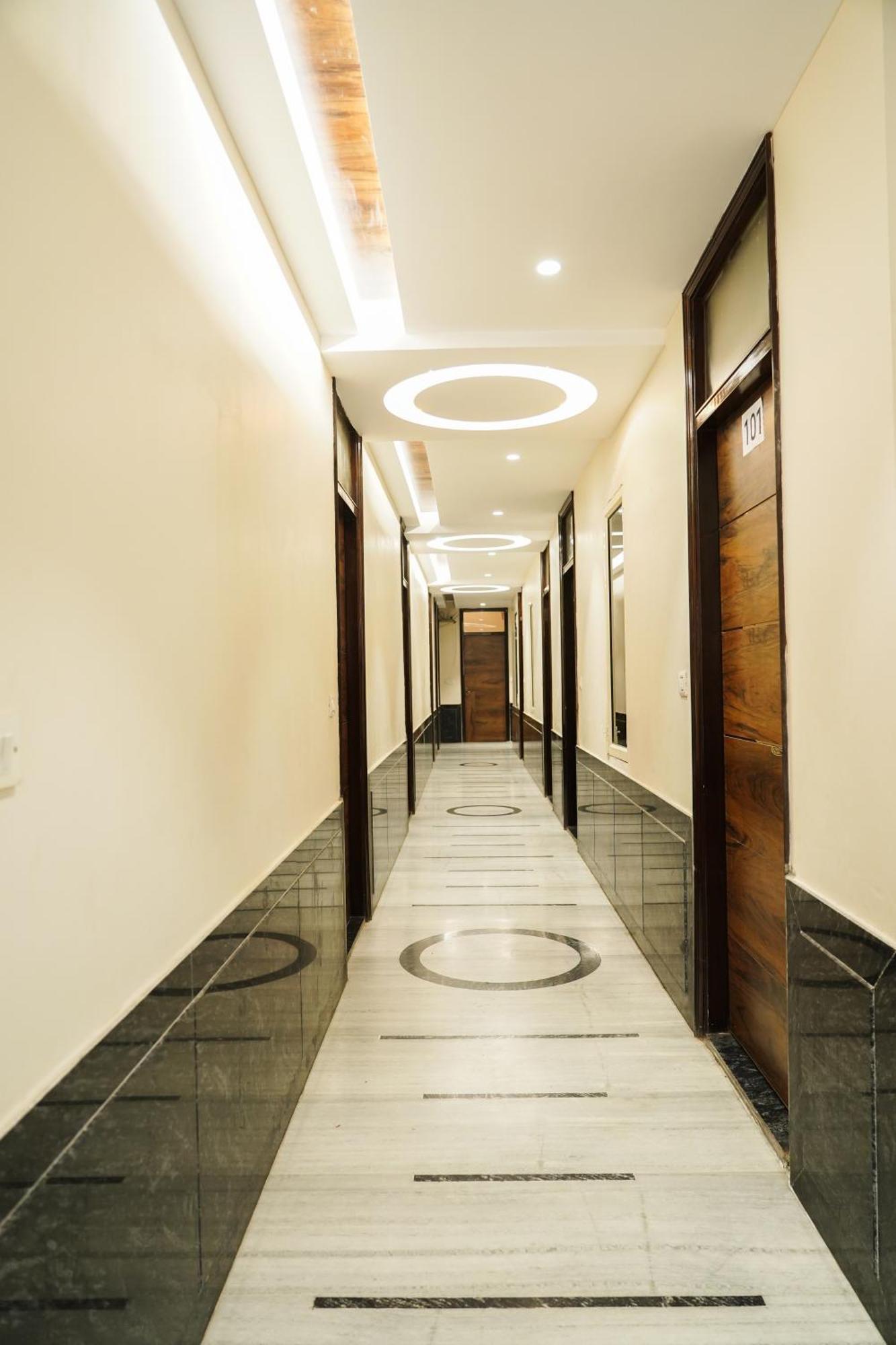 Hotel Batra Home Nizamuddin Nowe Delhi Zewnętrze zdjęcie