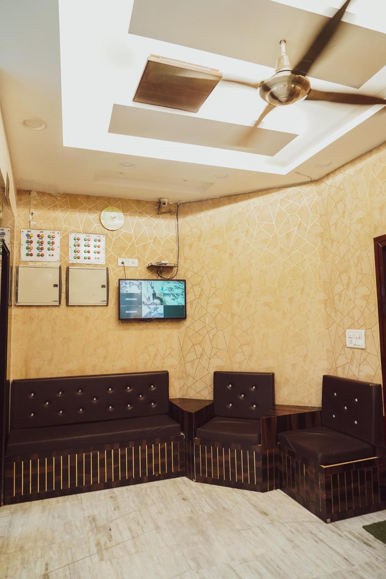 Hotel Batra Home Nizamuddin Nowe Delhi Zewnętrze zdjęcie